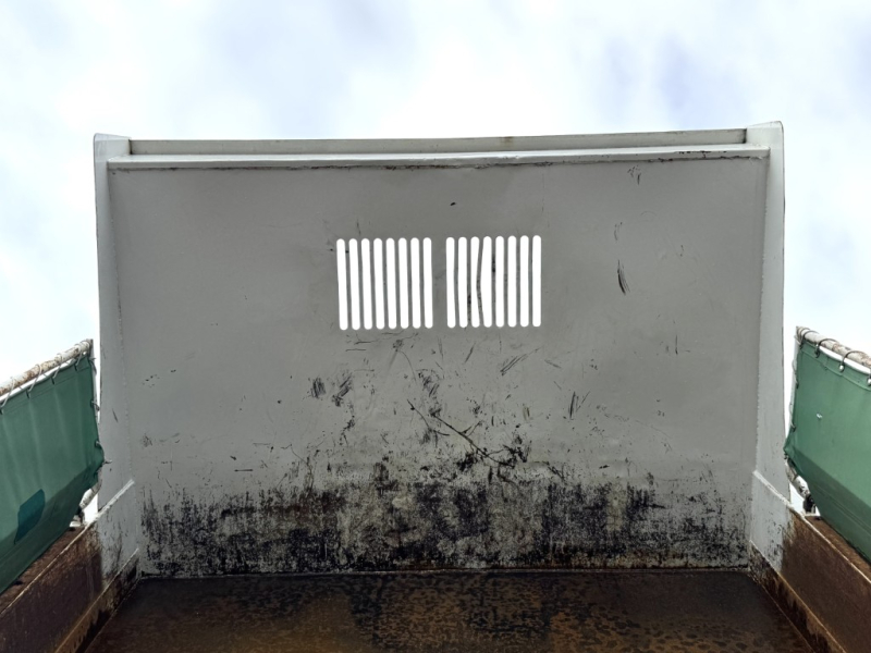 極東開発 DD04-35 電動コボレーン スロープハンガー|中古トラックの販売・買取・査定のアイナビ