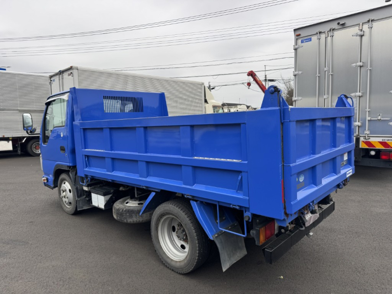 エルフOEM10尺フルワイドロー新明和土砂禁|中古トラックの販売・買取・査定のアイナビ