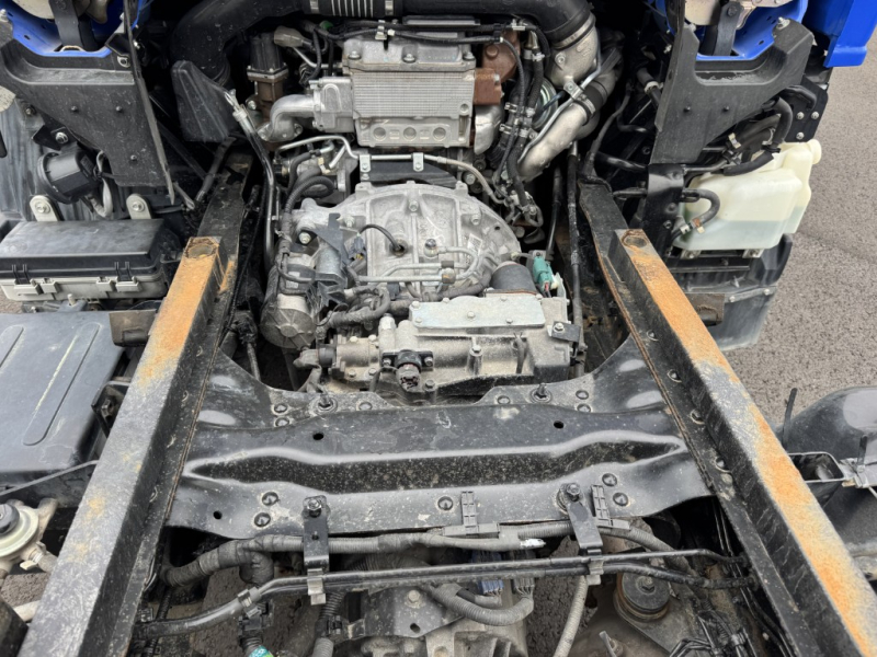 エルフOEM10尺フルワイドロー新明和土砂禁|中古トラックの販売・買取・査定のアイナビ