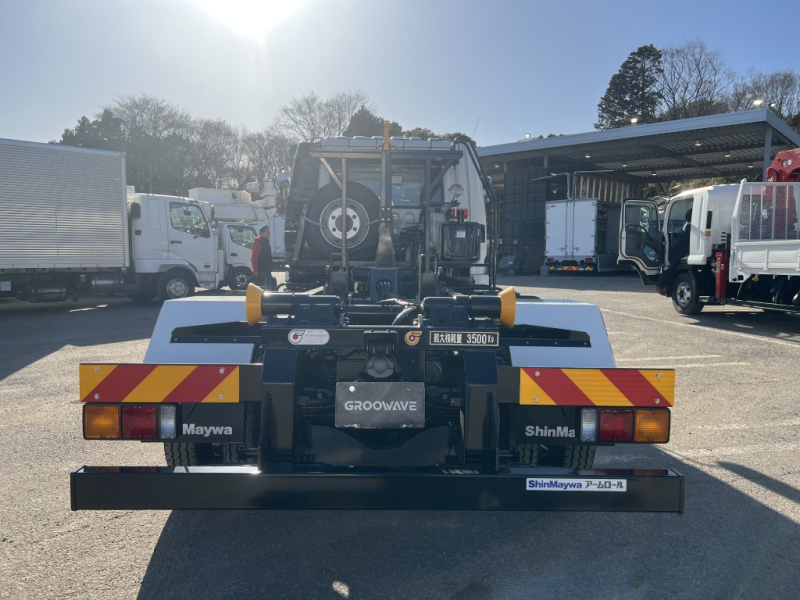 新明和アームロールCCA44-31未使用車車検付|中古トラックの販売・買取・査定のアイナビ