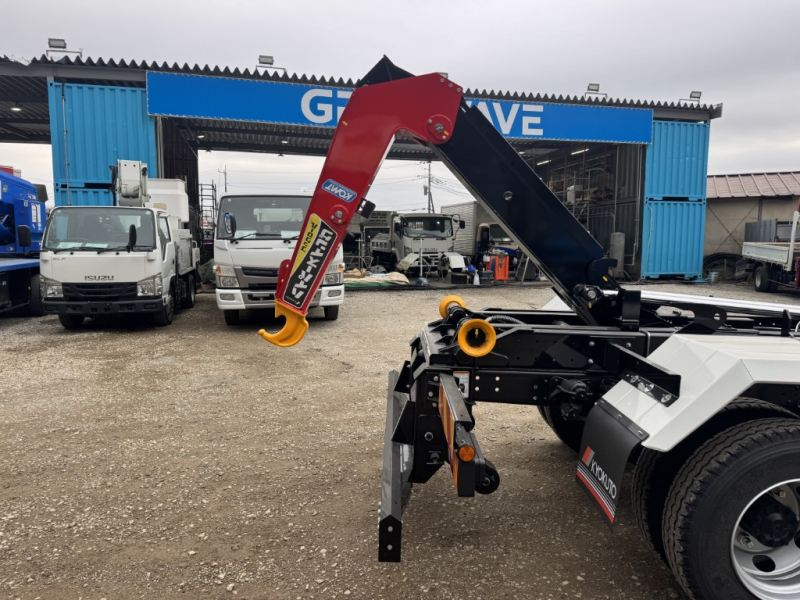 フックロール極東JM04-55-Dラジコン未使用車車検付|中古トラックの販売・買取・査定のアイナビ