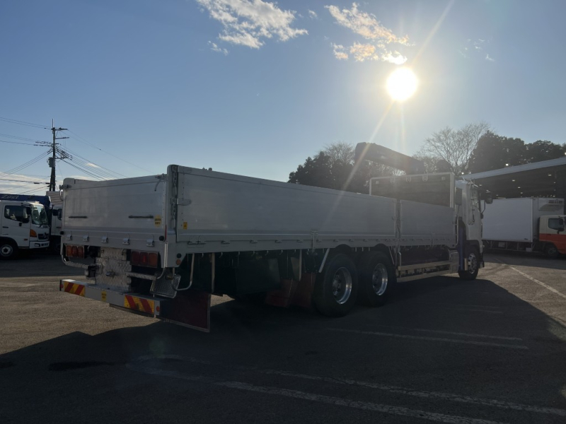 エアサス2デフ4段アルミ平ZE504HRラジコン|中古トラックの販売・買取・査定のアイナビ