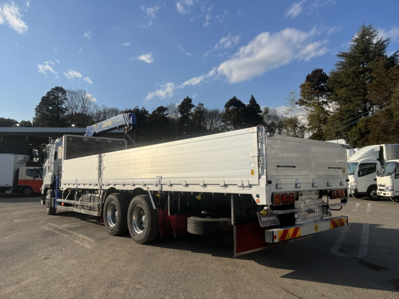 エアサス2デフ4段アルミ平ZE504HRラジコン|中古トラックの販売・買取・査定のアイナビ