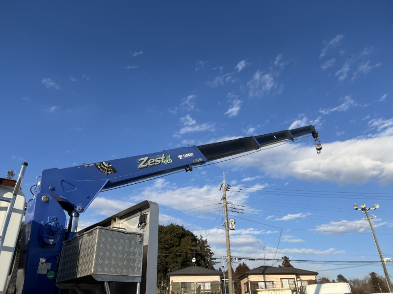 エアサス2デフ4段アルミ平ZE504HRラジコン|中古トラックの販売・買取・査定のアイナビ