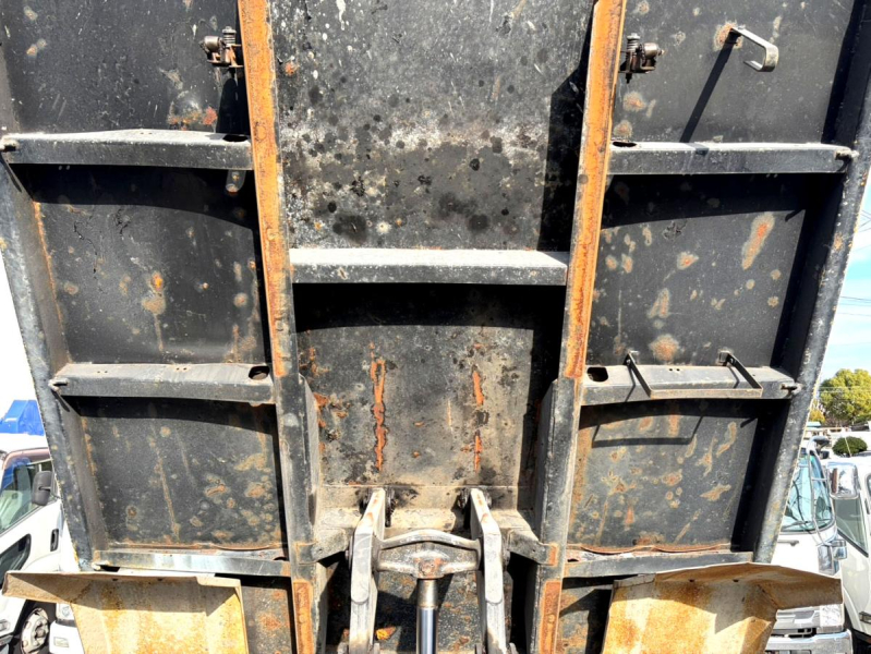 平成24年いすゞフォワードダンプコボレーン付SKG-FRR90S1|中古トラックの販売・買取・査定のアイナビ