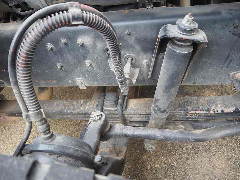 UDコンドル増々トン2デフリターダ水密式深ダンプ13立米|中古トラックの販売・買取・査定のアイナビ