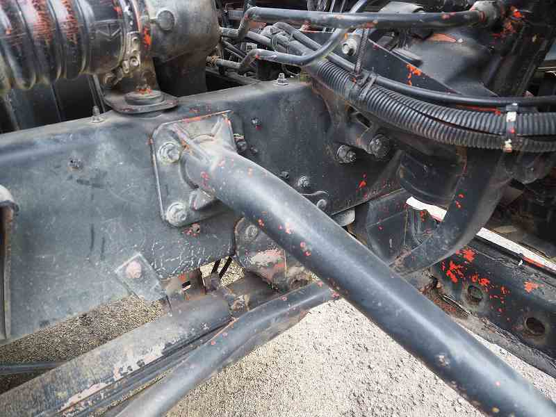 UDコンドル増々トン2デフリターダ水密式深ダンプ13立米|中古トラックの販売・買取・査定のアイナビ