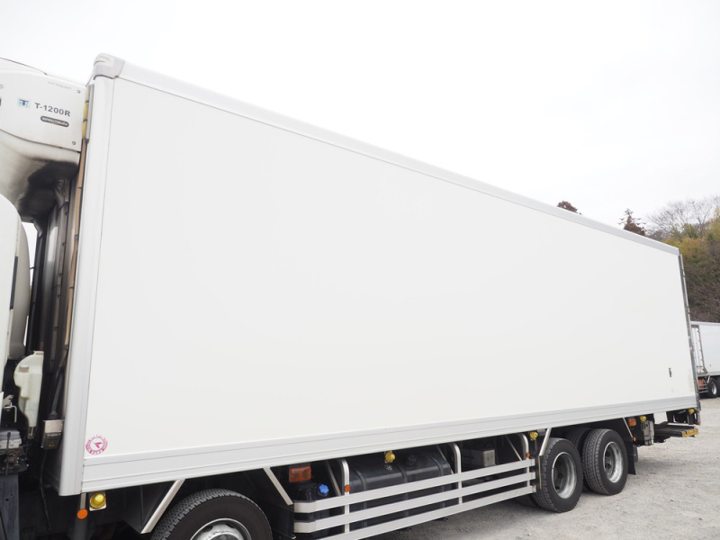 いすゞ 冷凍バン ギガ|中古トラックの販売・買取・査定のアイナビ