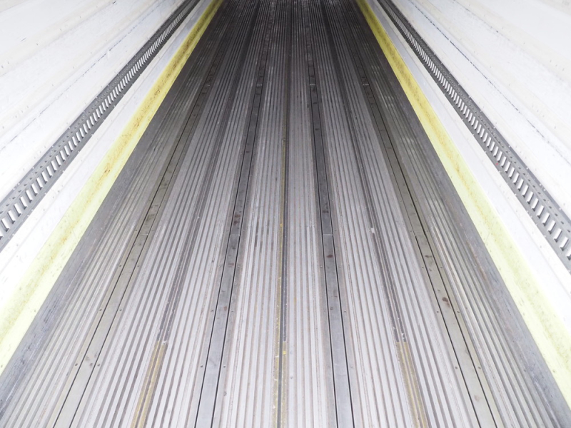 いすゞ 冷凍バン ギガ|中古トラックの販売・買取・査定のアイナビ