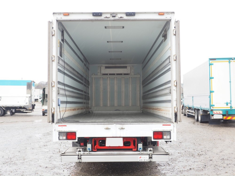 日野 冷凍バン レンジャー|中古トラックの販売・買取・査定のアイナビ