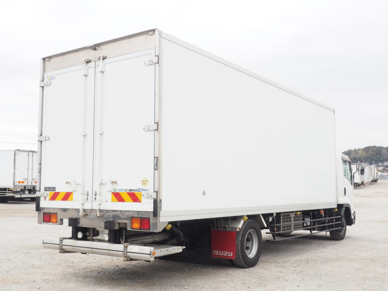 いすゞ 冷凍バン フォワード|中古トラックの販売・買取・査定のアイナビ