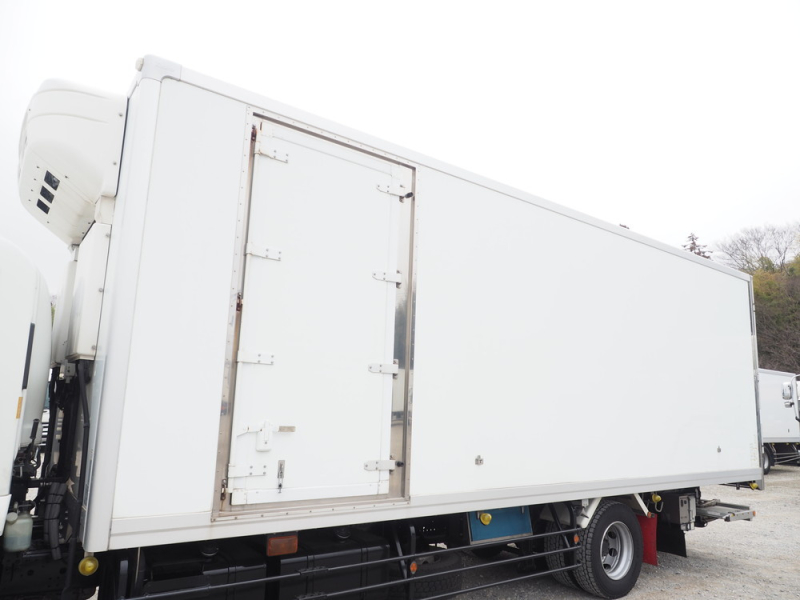 いすゞ 冷凍バン フォワード|中古トラックの販売・買取・査定のアイナビ