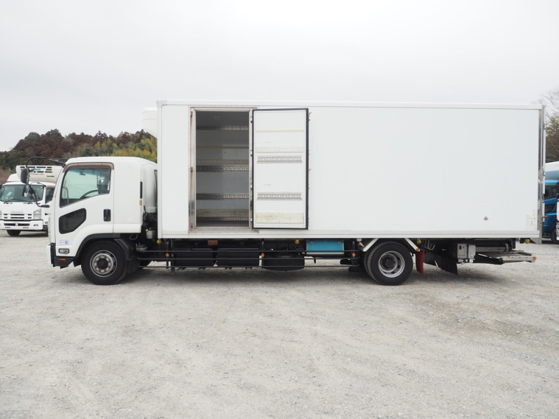 いすゞ 冷凍バン フォワード|中古トラックの販売・買取・査定のアイナビ
