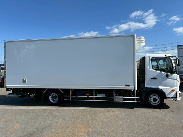 ベッドレス6200フルワイド菱重コールドチェーン6速MT|中古トラックの販売・買取・査定のアイナビ