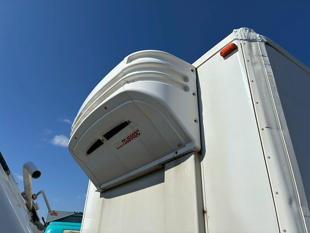 ベッドレス6200フルワイド菱重コールドチェーン6速MT|中古トラックの販売・買取・査定のアイナビ