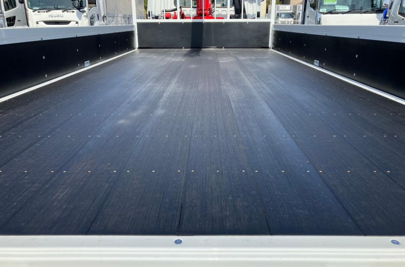 ☆未使用車 増トン クレーン ユニック ワイド 6.2mカット|中古トラックの販売・買取・査定のアイナビ