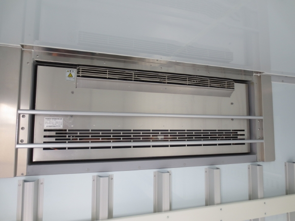 日野レンジャー冷蔵冷凍車ゲート付|中古トラックの販売・買取・査定のアイナビ