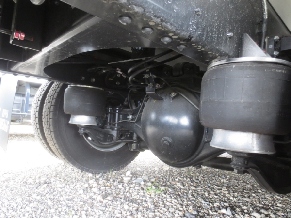 日野レンジャー冷蔵冷凍車ゲート付|中古トラックの販売・買取・査定のアイナビ