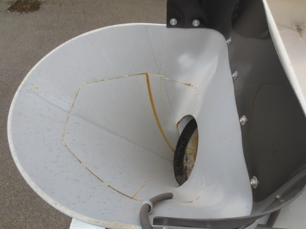 日野レンジャー増トンミキサー車|中古トラックの販売・買取・査定のアイナビ