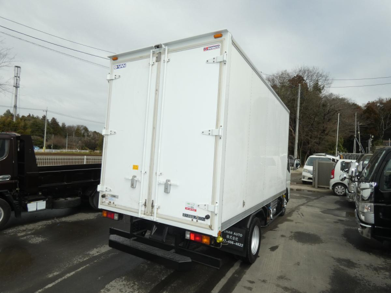 H292tパネルバンオートマ 4WD|中古トラックの販売・買取・査定のアイナビ