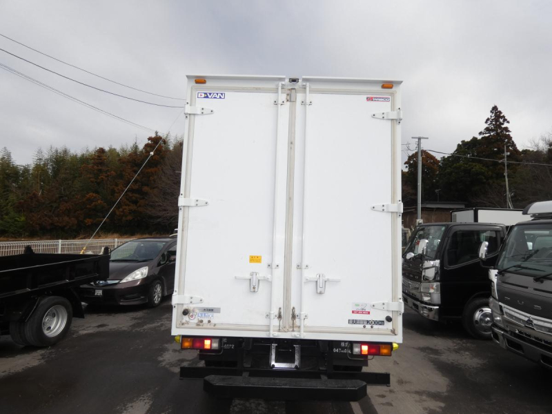 H292tパネルバンオートマ 4WD|中古トラックの販売・買取・査定のアイナビ