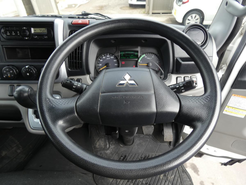 H292tパネルバンオートマ 4WD|中古トラックの販売・買取・査定のアイナビ