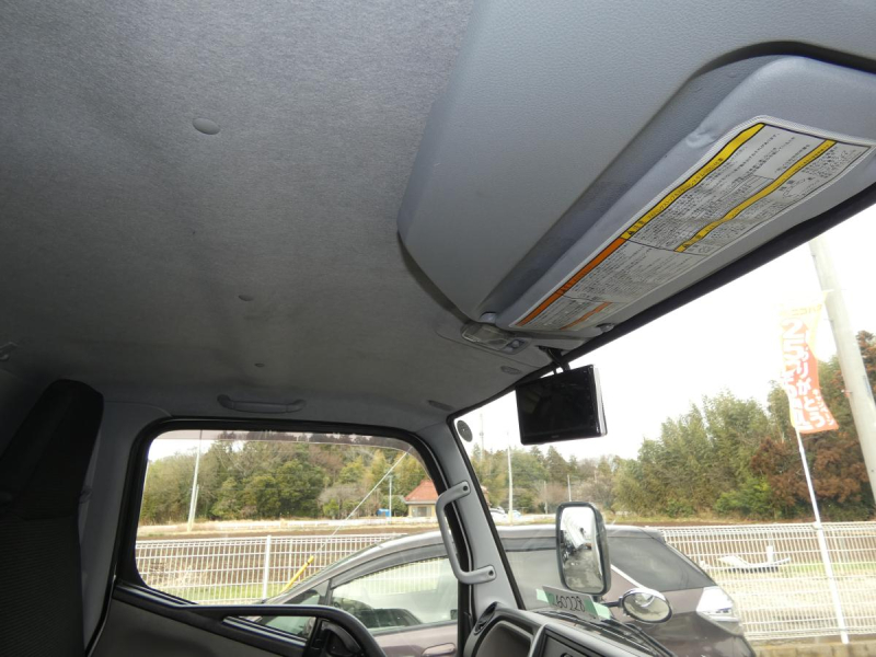 H292tパネルバンオートマ 4WD|中古トラックの販売・買取・査定のアイナビ