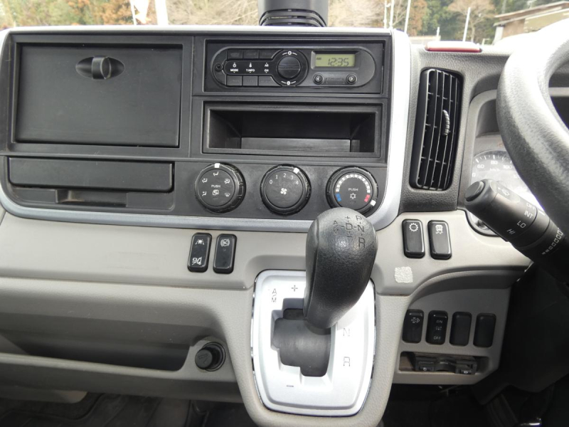 R12トン 平ボディ オ-トマ|中古トラックの販売・買取・査定のアイナビ