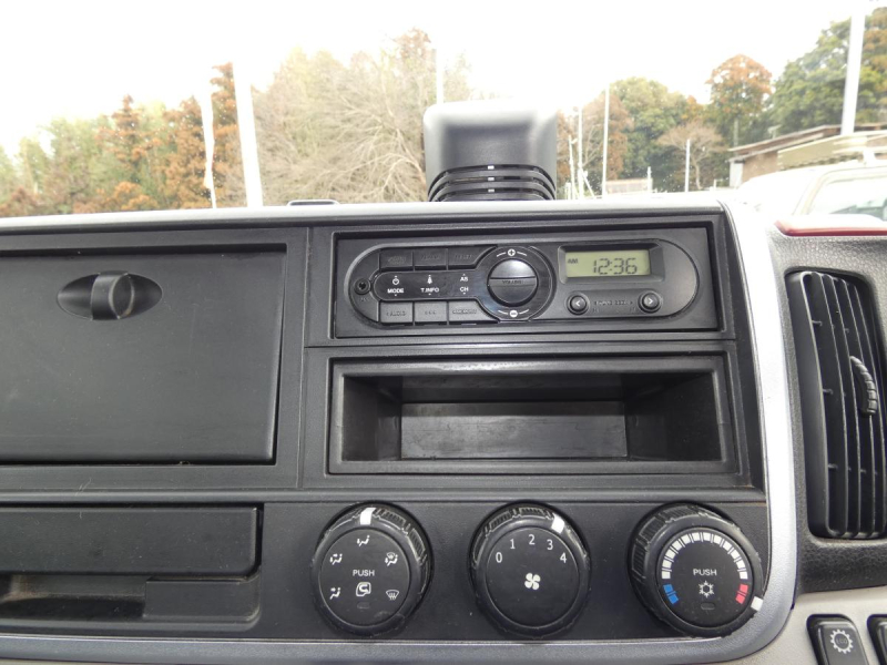 R12トン 平ボディ オ-トマ|中古トラックの販売・買取・査定のアイナビ