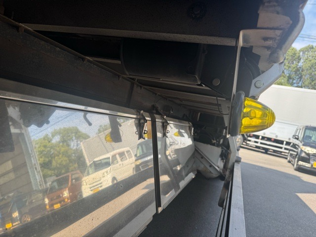 H29UDクオン平 検付ATリーフサスフジタボデー材木ローラー付|中古トラックの販売・買取・査定のアイナビ