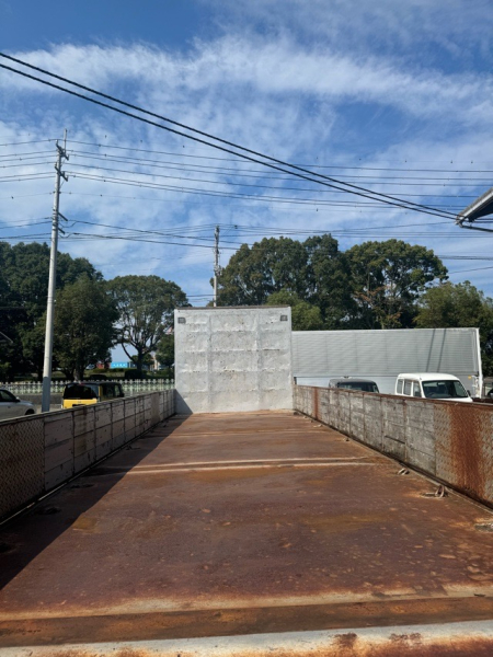 H29UDクオン平 検付ATリーフサスフジタボデー材木ローラー付|中古トラックの販売・買取・査定のアイナビ