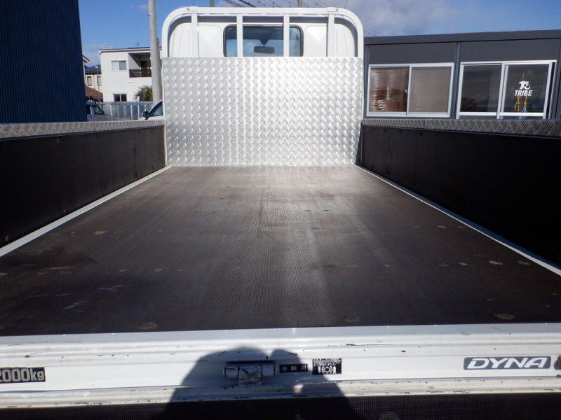 2t 10尺平ボデー フラットロー 5MT 車両総重量5t以下|中古トラックの販売・買取・査定のアイナビ