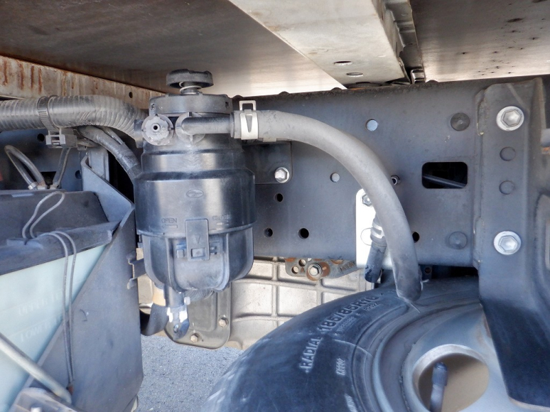 2t 10尺平ボデー フラットロー 5MT 車両総重量5t以下|中古トラックの販売・買取・査定のアイナビ