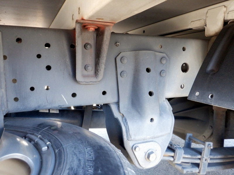 2t 10尺平ボデー フラットロー 5MT 車両総重量5t以下|中古トラックの販売・買取・査定のアイナビ