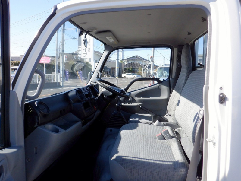 2t 10尺平ボデー フラットロー 5MT 車両総重量5t以下|中古トラックの販売・買取・査定のアイナビ