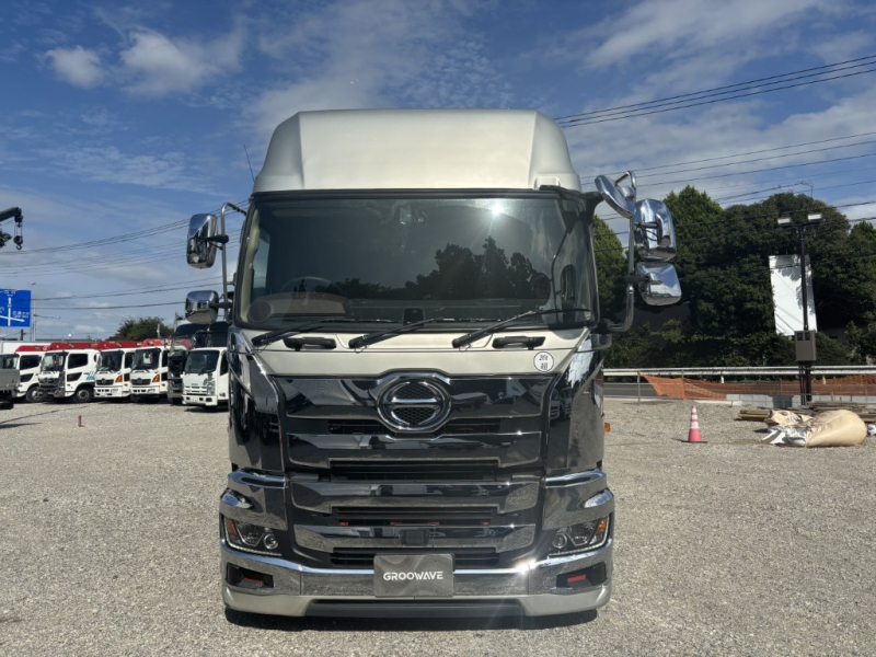 4軸低床エアサスハイルーフ低温東プレサイド観音扉|中古トラックの販売・買取・査定のアイナビ