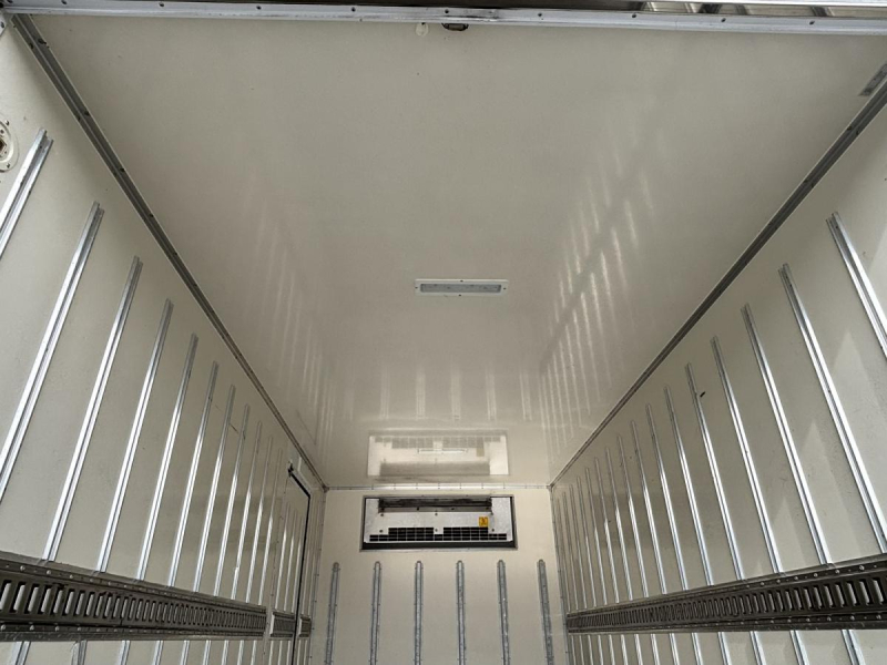 ワイド幅 冷蔵冷凍車 東プレ-5℃設定|中古トラックの販売・買取・査定のアイナビ