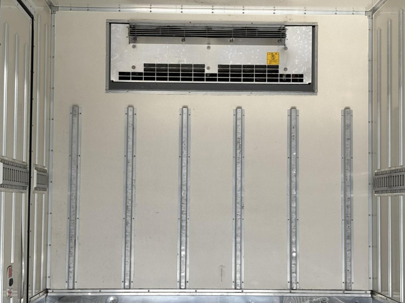 ワイド幅 冷蔵冷凍車 東プレ-5℃設定|中古トラックの販売・買取・査定のアイナビ