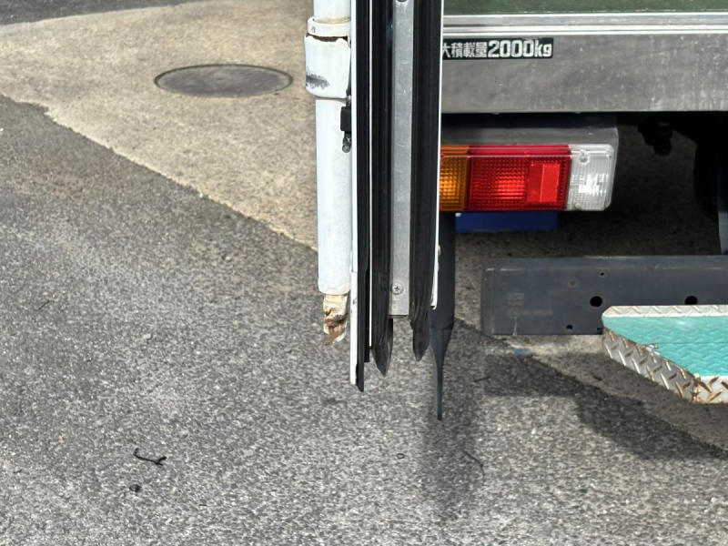 ワイド幅 冷蔵冷凍車 東プレ-5℃設定|中古トラックの販売・買取・査定のアイナビ