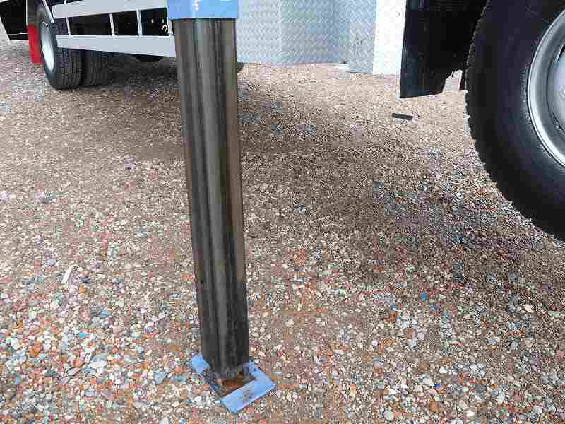 いすゞフォワード増トン中型4段セルフクレーンラジコン|中古トラックの販売・買取・査定のアイナビ