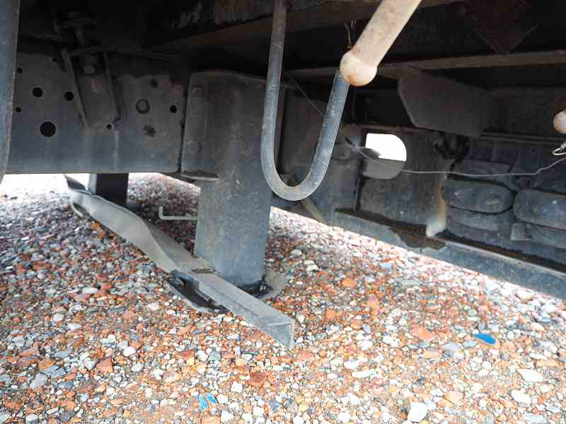 三菱ふそうザ・グレート高床2デフセルフローダーV8エンジン|中古トラックの販売・買取・査定のアイナビ