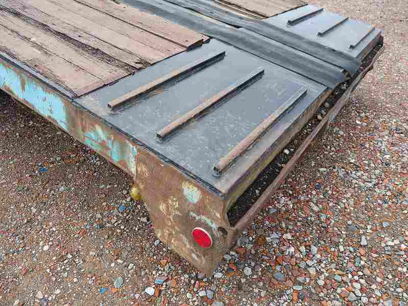 三菱ふそうザ・グレート高床2デフセルフローダーV8エンジン|中古トラックの販売・買取・査定のアイナビ