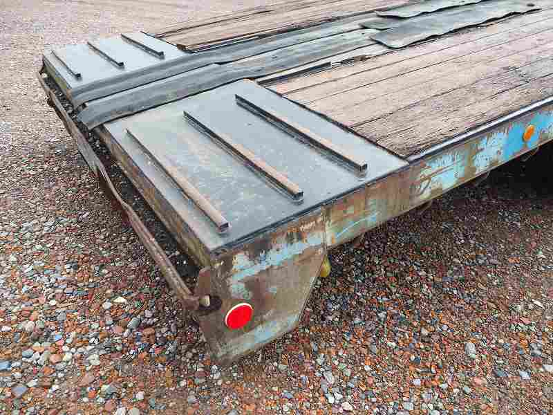 三菱ふそうザ・グレート高床2デフセルフローダーV8エンジン|中古トラックの販売・買取・査定のアイナビ