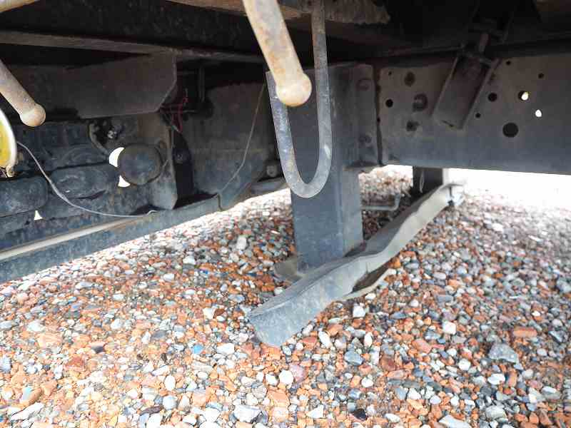 三菱ふそうザ・グレート高床2デフセルフローダーV8エンジン|中古トラックの販売・買取・査定のアイナビ