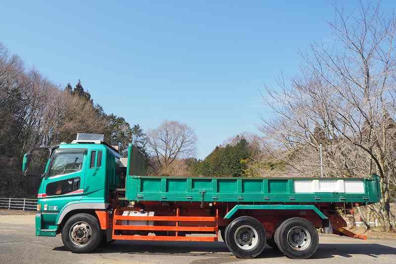 三菱スーパーグレート22tロングダンプ3方開2デフ|中古トラックの販売・買取・査定のアイナビ