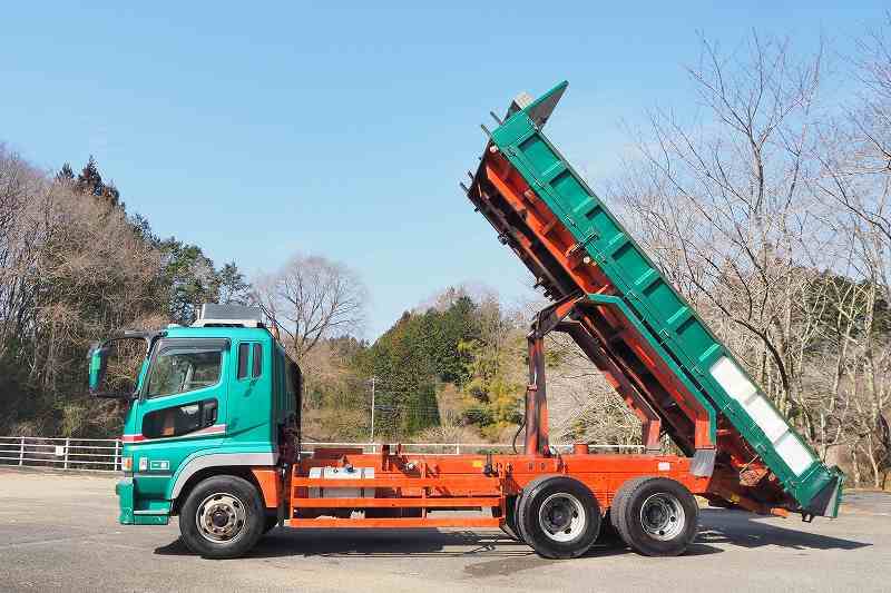 三菱スーパーグレート22tロングダンプ3方開2デフ|中古トラックの販売・買取・査定のアイナビ