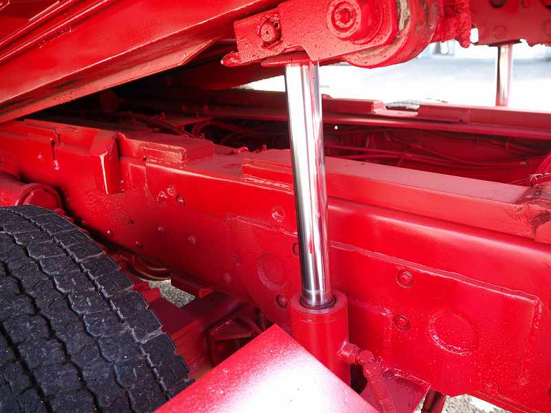 UDトラックスコンドル増々トン花見台セーフティーローダー|中古トラックの販売・買取・査定のアイナビ