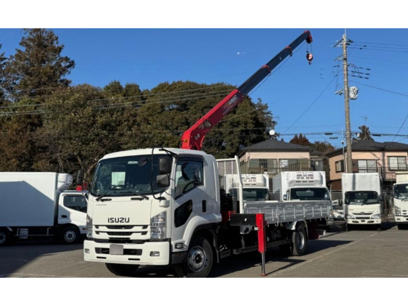 ベッド付2.9t吊4段古河ユニックURG344ラジコン|中古トラックの販売・買取・査定のアイナビ