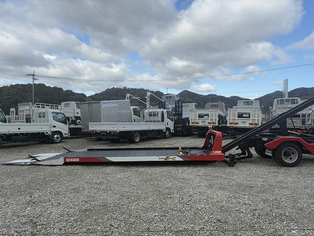 いすゞ 特殊車両|中古トラックの販売・買取・査定のアイナビ