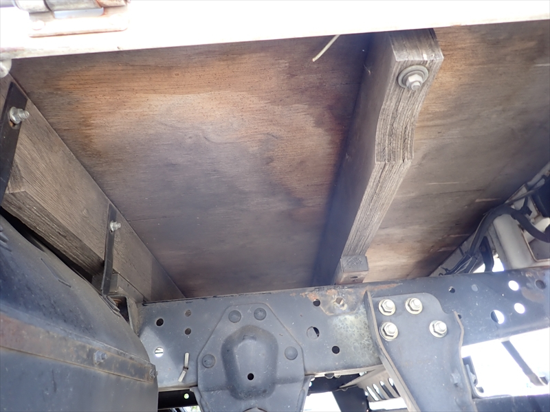 【351375】いすゞ エルフ アルミ平ボディ（上物乗替物）|中古トラックの販売・買取・査定のアイナビ